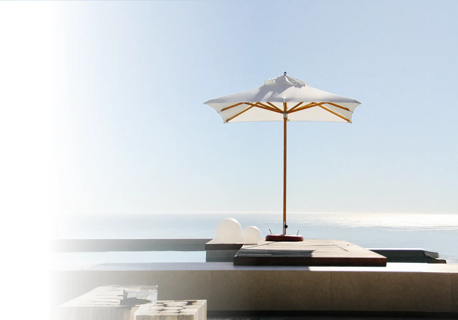 center_pole_umbrellas_images.images.1740557102821