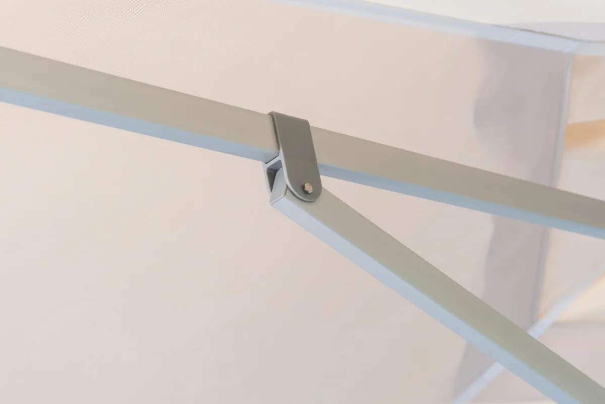 center_pole_umbrellas_images.images.1740557103537