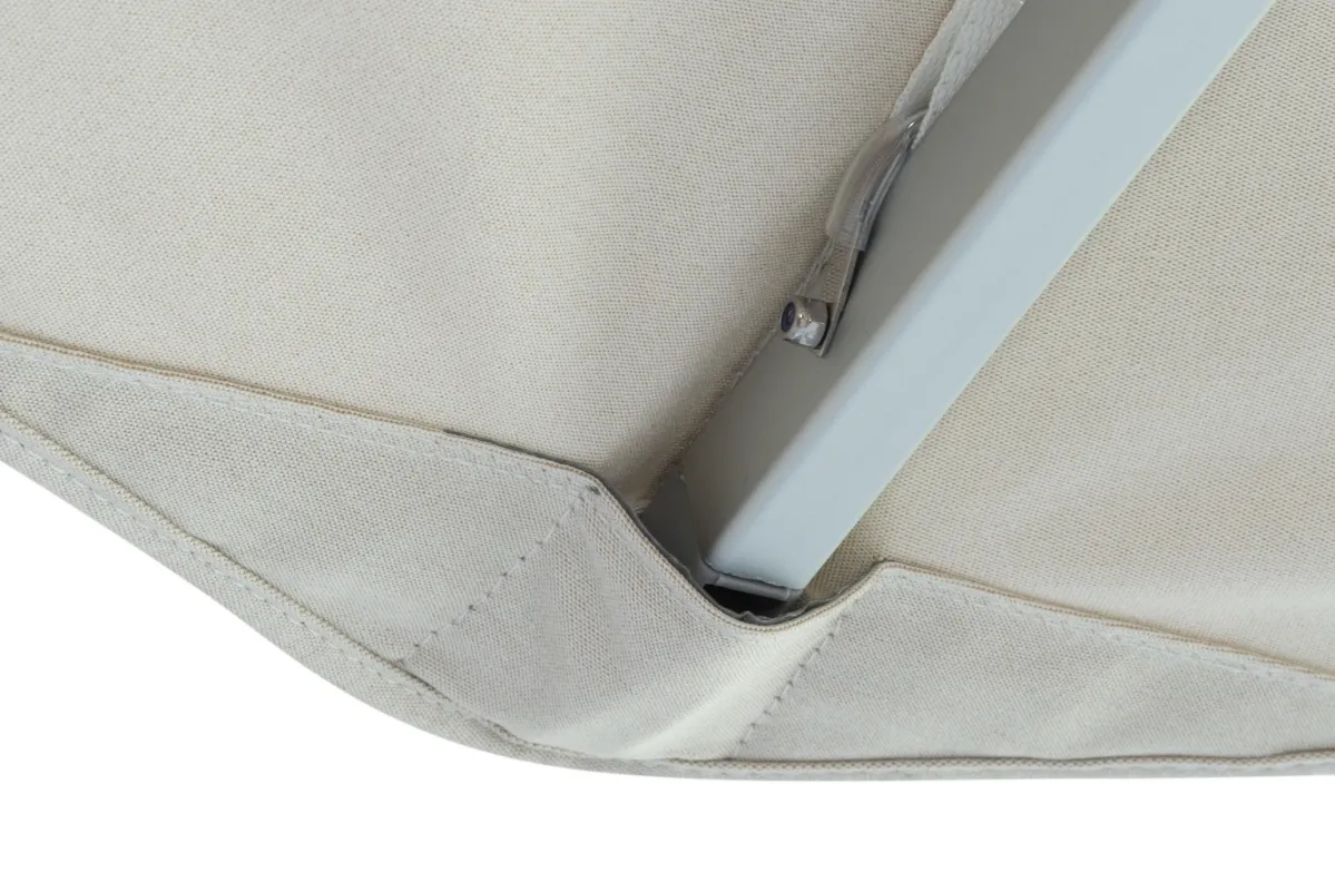 center_pole_umbrellas_images.images.1740557145189